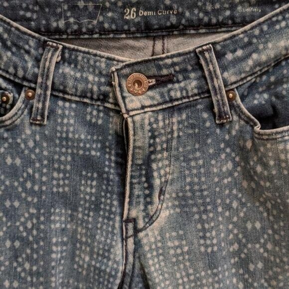 Levi's Demi Curve Lightwash Skinny Jeans Size 26 - Picture 7 of 8
